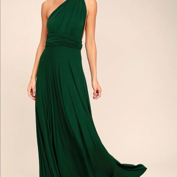 Lulu’s dress size M, never worn ordered a S and a M but missed the return window - Picture 2 of 7